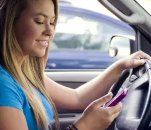 Driver Smart Phones - teen texting driving
